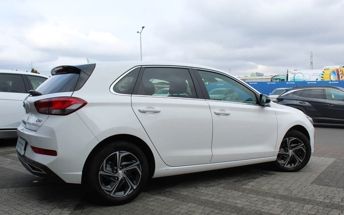 Hyundai I30 cena 88900 przebieg: 35573, rok produkcji 2022 z Gozdnica małe 301